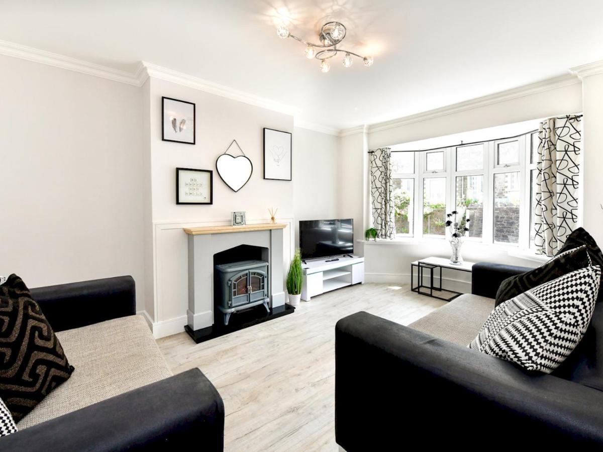 Pass The Keys Newly Refurbished Modern Bungalow - Pets Welcome Villa Swansea Exteriör bild